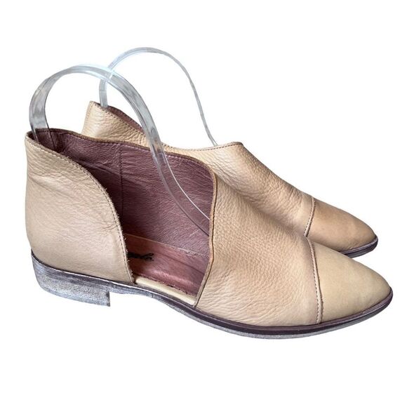 Free People “Royale” D’orsay Style Leather Pointed Toe Flat - Picture 1 of 10